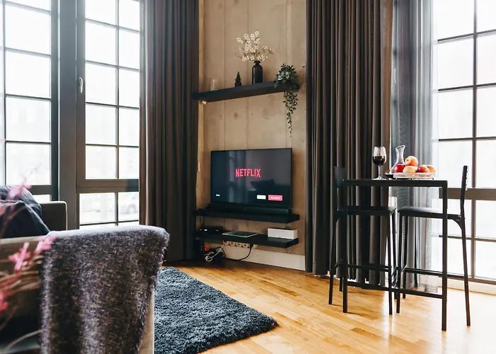 Dream Stay - Exclusive City Centre Loft With Free Parking & High Speed Wifi