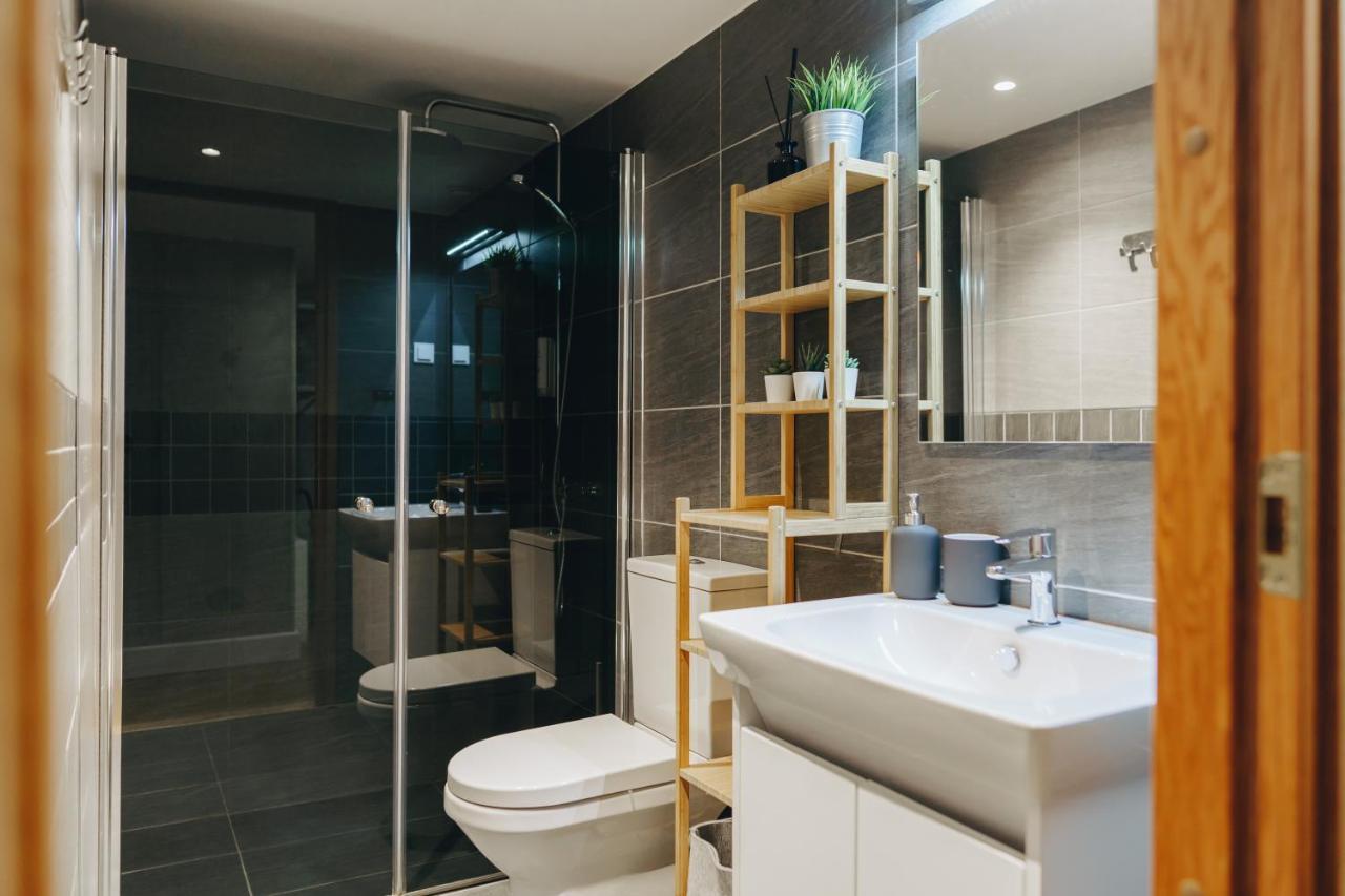Dream - Exclusive Centre Loft With Free Parking & High Speed Wifi * Tallinn